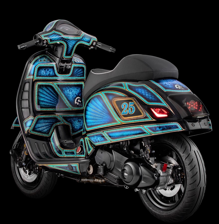 Deksel vario voor Vespa, mat zwart