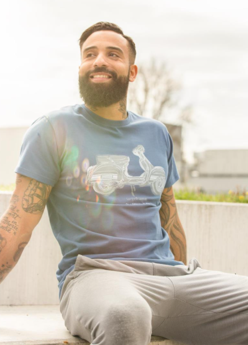T-shirt "Life is better on a Rally", heren blauw