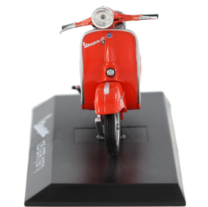 Model Vespa 125 GTR (1968), rood